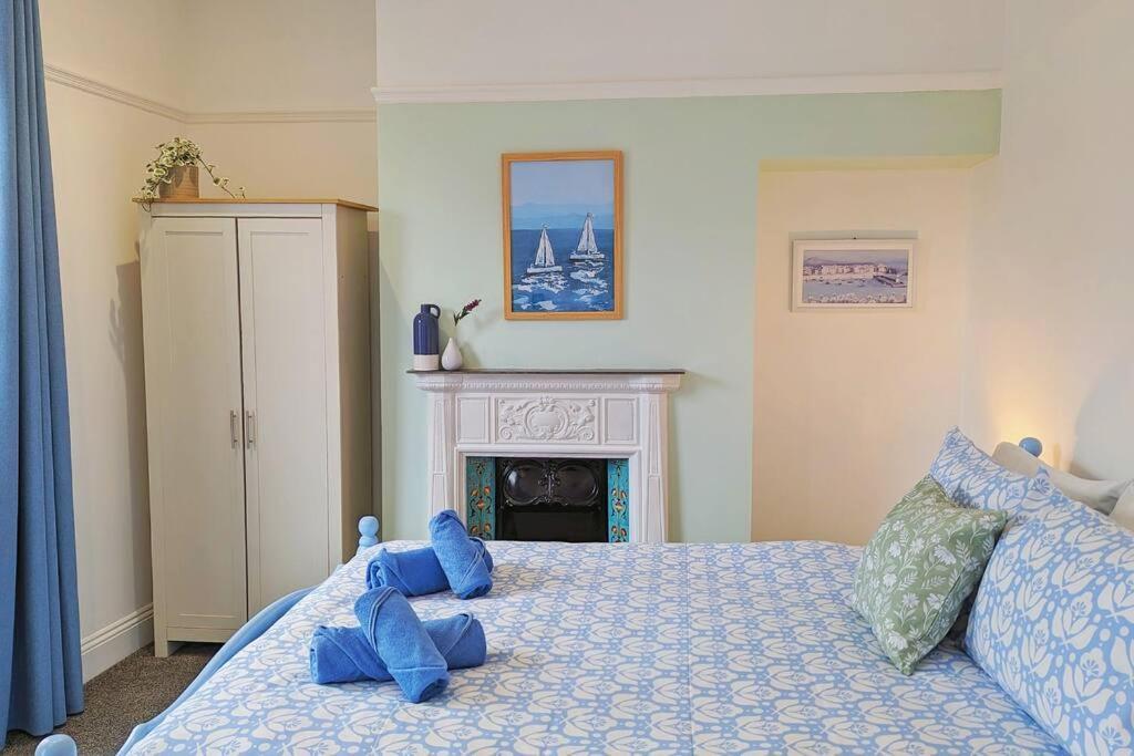 Seaside Escapes - With Relaxing Hot Tub! Villa สการ์โบโรห์ ภายนอก รูปภาพ